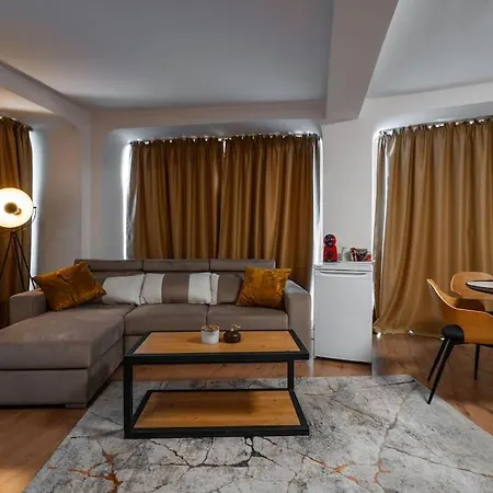 Cozy Studio With French Windows Apartment